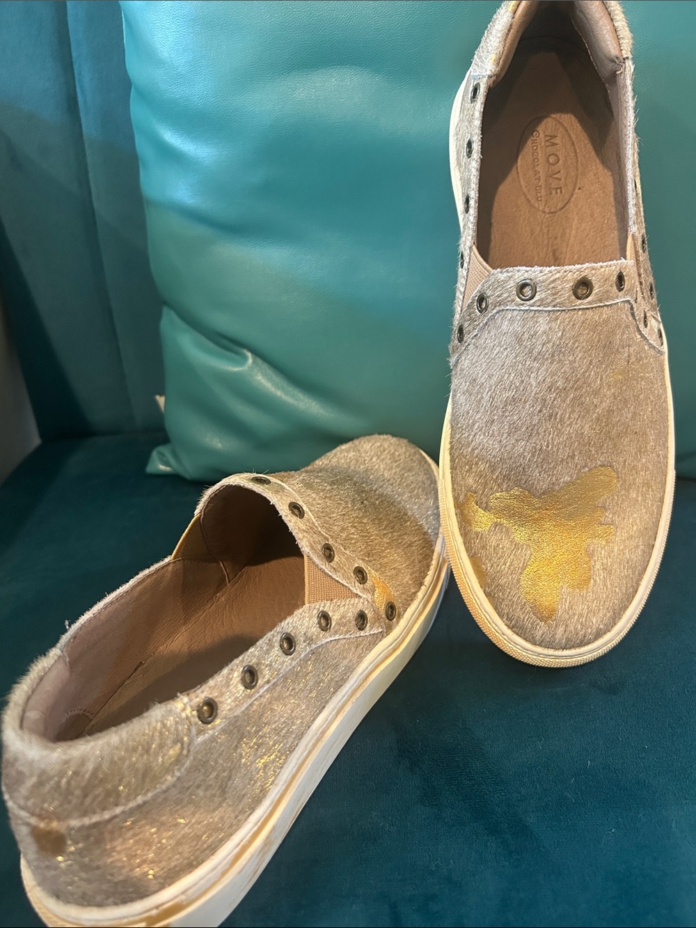 Chocolat Blu Move Gold Metallic Calf Hair Women's Slip-On Size 37 us 6.5